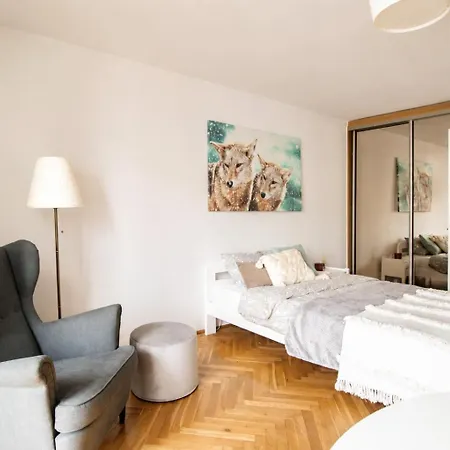 Piotrapartments - - Swietokrzyska - Walk To Metro & Center