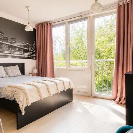 Appartement Piotrapartments - - Swietokrzyska - Walk To Metro & Center Warschau