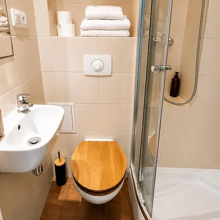 Piotrapartments - - Swietokrzyska - Walk To Metro & Center Appartement Warschau