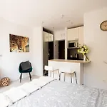 Piotrapartments - Central Warsaw - Swietokrzyska - Walk To Metro & Center Varsavia