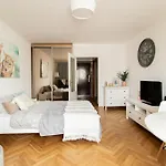 Apartment Piotrapartments - Central Warsaw - Swietokrzyska - Walk To Metro & Center