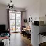 Piotrapartments - Central Warsaw - Swietokrzyska - Walk To Metro & Center *