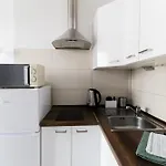 Piotrapartments - Central Warsaw - Swietokrzyska - Walk To Metro & Center