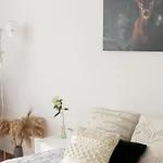 Piotrapartments - Central Warsaw - Swietokrzyska - Walk To Metro & Center * Warsaw