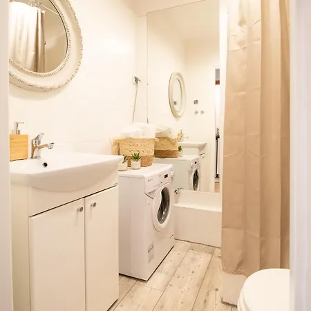 Piotrapartments - Swietokrzyska Center Daire Varşova