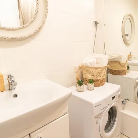 Piotrapartments - Swietokrzyska Center Varşova