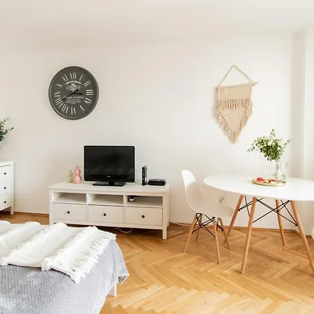 Daire Piotrapartments - Swietokrzyska Center *