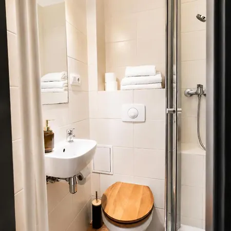 Apartmán Piotrapartments - - Swietokrzyska - Walk To Metro & Center *