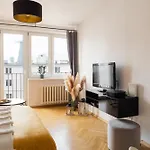Apartman Piotrapartments - Central Warsaw - Swietokrzyska - Walk To Metro & Center Varsó
