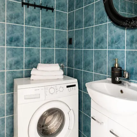 Piotrapartments - - Swietokrzyska - Walk To Metro & Center Apartment Warsaw